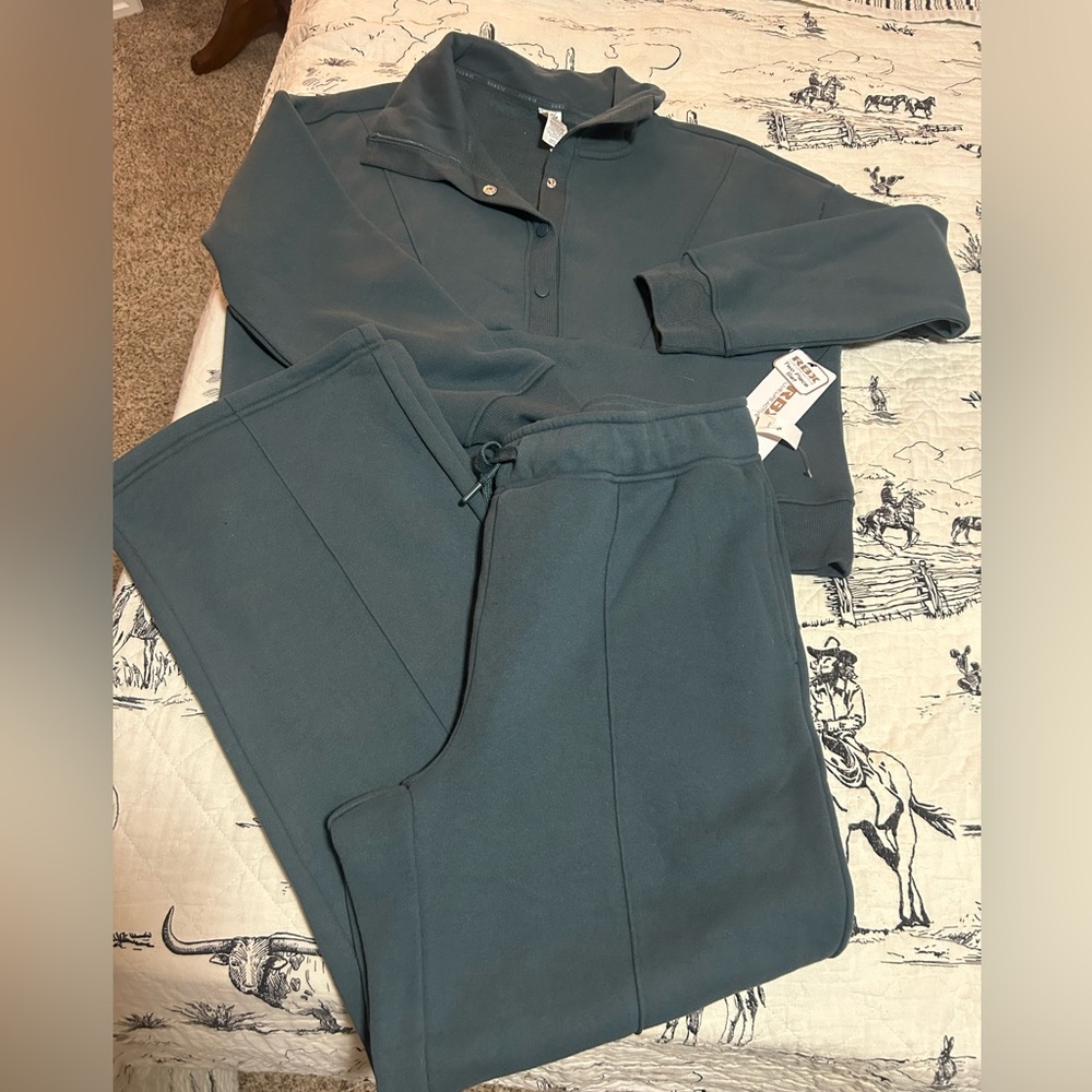 NWT Matching Set Women's Teal Pants & Jumpsuit Set Blue